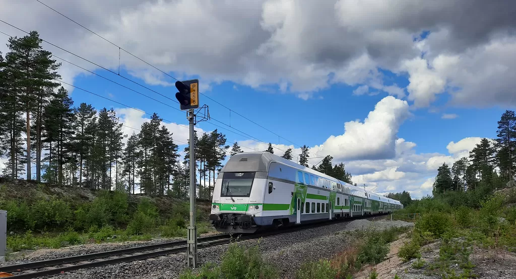 Rataliikenteessä on ilmennyt ongelmia.