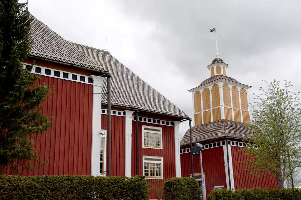 Karvian kirkkoneuvosto on päättänyt aloittaa liitosneuvottelut Kankaanpään seurakunnan kanssa.