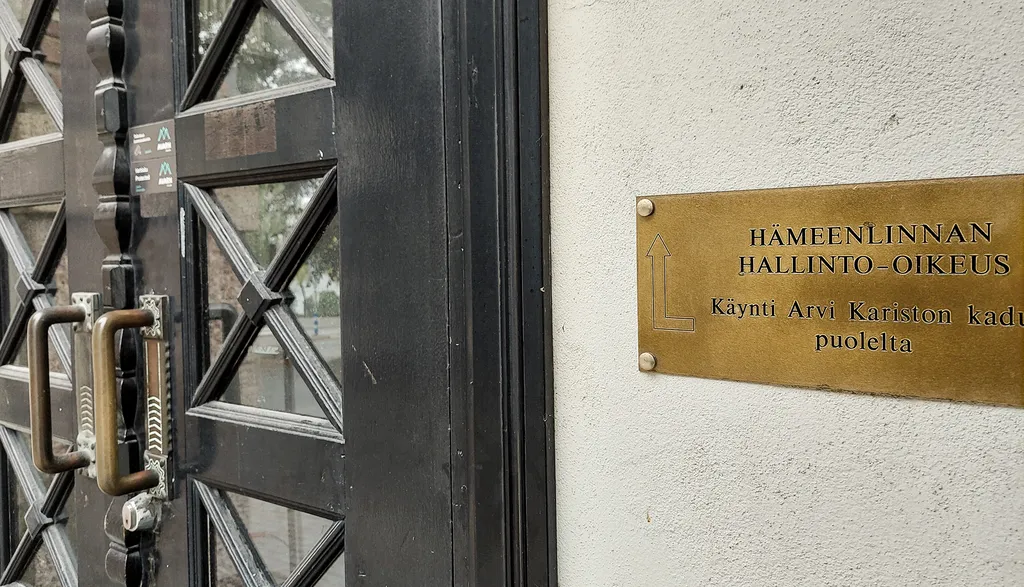 Hämeenlinnan hallinto-oikeuden mukaan väliaikaismääräyksen antamiselle ei tässä vaiheessa ilmennyt aihetta.